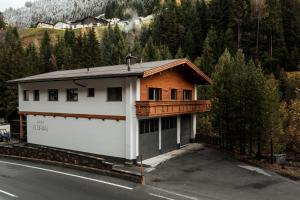 Apart Florian - 3-star hotels in Kappl