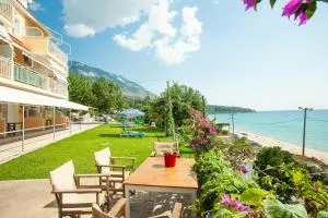 Rosa's Beach Studios - Lourdhata