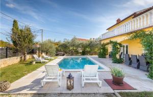 Beautiful Home In Gajana With 4 Bedrooms, Wifi And Outdoor Swimming Pool