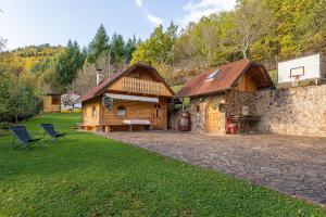 Rudnica Hill Lodge - Happy Rentals