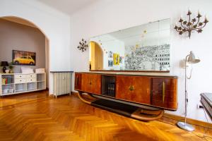 CentralStation - Via Lazzaroni