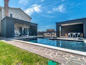 Luxury and stylish villa with private pool 