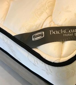 Avenida Departamento completo, cerca de todo