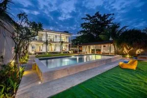 The Cokelat Amed - Data