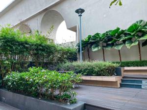 Indochine style apt 2BR Central. Pickup airport low cost