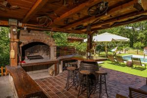 Villa Darija with Heated Pool 