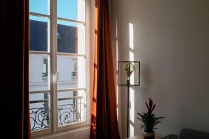 Luxurious Apartment in Marais