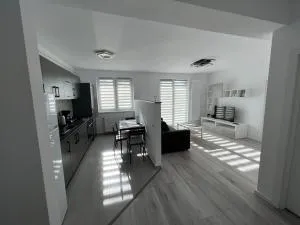 Arini Cozy Corner - 谢林伯尔