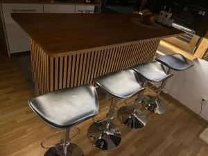 Unter dem Dach mit Parkplatz - Ellen