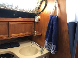 sailing&stay - a night onboard with your sailing experience