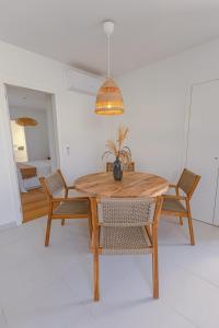 Casas do Forte Wood 6pax Piscina Privativa by Portugal Hideaway