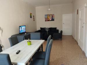 HOSTAL HOUSE REYMON,habitaciones privadas