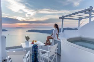 Unique Suites Santorini Greece