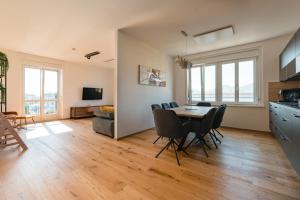 TAMLiving Center Luxury 4 rooms Smart TV Kitchen Great View