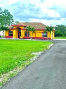 Cozy House near to Legoland FL - Alturas