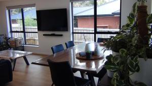 Tranquil Retreat 10 Min to Hobart-WIFI Smart TV
