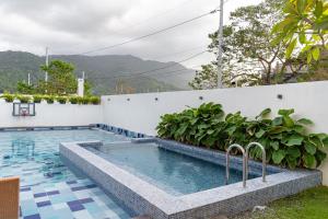 Tirta Spring Villa with Hotspring Pool