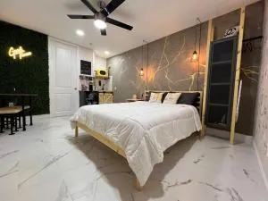 Busch Gardens Bliss Suite-2 - Sulphur Springs