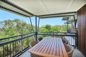 Surfside Beach House 21 Rainbow Shores