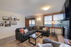 Zephyr Mountain Lodge - Premium Rated Condo 1217