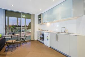 Strathfield sweet 2Br near Train StationShopping