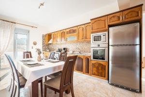 White Pearl Apolakkia 2