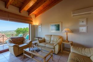 San Lameer Villa 14117 - 3 Bedroom Superior - 6 pax - San Lameer Rental Agency