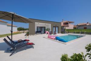 House Bronzin 