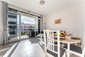 Tranquil 2BR Coastal Bliss