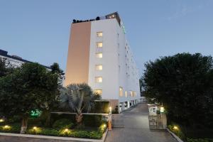 Lemon Tree Hotel Chandigarh