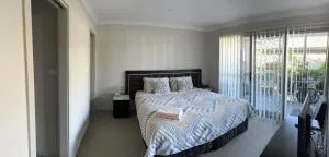 Gosford Townhouse - Spencer