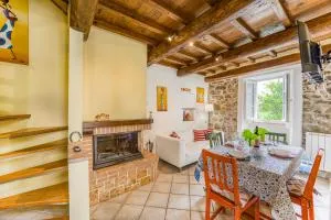Peppe's House in Garfagnana - Happy Rentals - Lucese