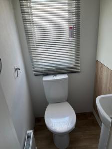 Luxury seaside cottage 29