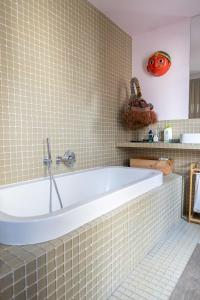 Appartements Rare 18th century washhouse convert : photos des chambres