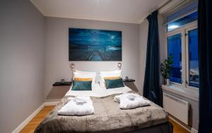 Enter Tromsø - Historic Arctic Apartments