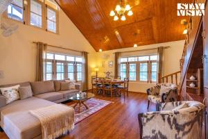 Riverfront Retreat - Qaraar by VEO, StayVista - 4BHK Villa with BBQ & Bonfire