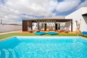 Mayantigo - Juan Gopar