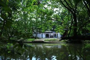 Ashtaman's Chayakadaveedu - Kottārakara