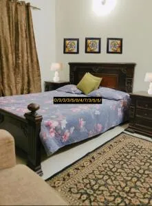 2&3 Bedroom independent House Valencia Town Lahore - Ullāke