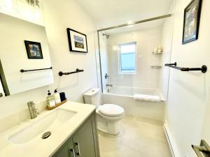 "Paddle" at Hills Meaford, Penthouse 3rd Floor Suite w Deck & Balcony