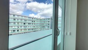 Upscale Apartment by LovelyStay