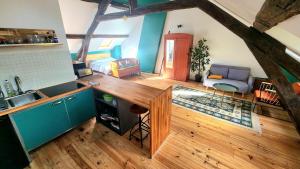 Les studios du 4 Canal - 2 grands studios indépendants proche du Loing et du centre historique de Nemours