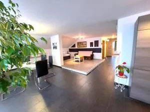 Countryside Apartment Agnes - Rovte