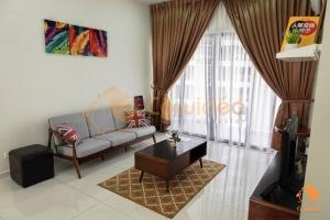 JB City Family Suite Danga Bay by Cowidéa