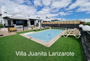 Villa Juanita, Puerto del Carmen, Lanzarote - Тиас