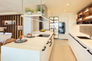 Beachfront Villa La Luisa, Golden Mile, Marbella