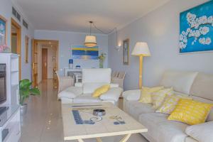 EUREKA Sea Views & Comfort
