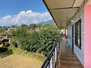 BirAlive Cafe & Homes - Jogindarnagar