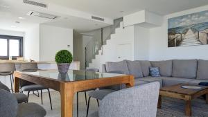 PANORAMIC pool & mountains house