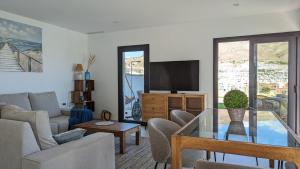 PANORAMIC pool & mountains house